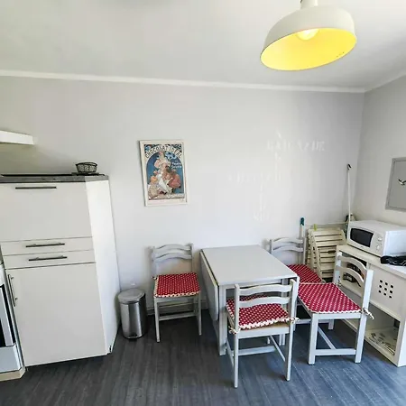T3 Rénové Pour 6, Front De Avec Parking Privatif - Fr-1-607-74 Apartamento Agde